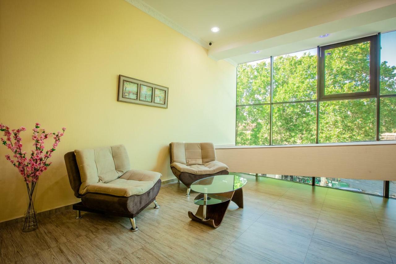 Hotel Comfort تبليسي المظهر الخارجي الصورة